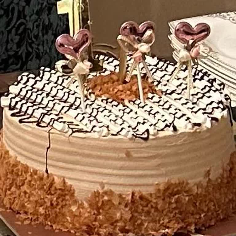 Liva Pastanesi | Livashop.com Hayal Kırıklığı Yaratan Doğum Günü Pastası