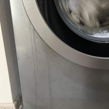 Beko Çamaşır Makinesi: Üretim Hatası Ve Lekelenme Sorunu