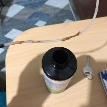 Daily Dream Care Saç Spreyindeki Gizemli Yapışkan Sıvı Şoku