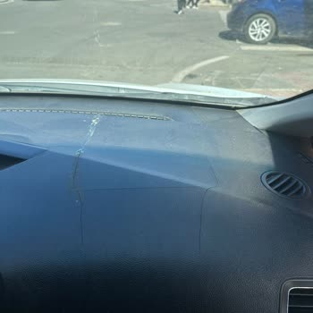 Kia Ceed Aracımın Göğsündeki Çatlaklar İçin Çözüm Bekliyorum