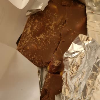 Bozuk Çikolata Ve Yetersiz Müşteri Hizmeti