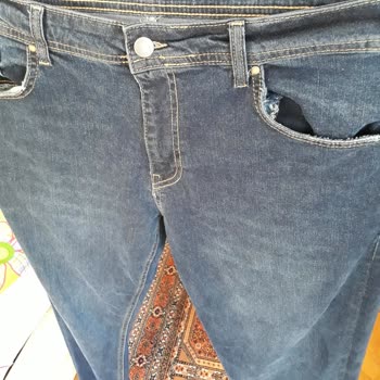 Koton'dan Aldığım Kot Pantolonun Boyası Elimi Boyadı