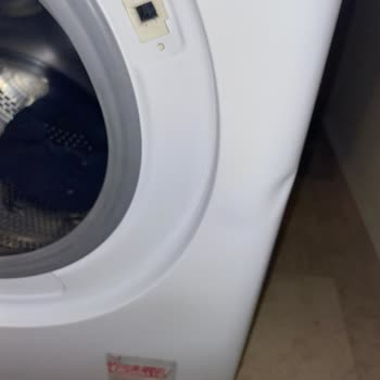 Yetkili Servis Tarafından Hasarlı İade Edilen Çamaşır Makinesi