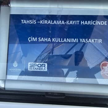 İBB'nin Futbol Sahası Kısıtlaması Çocukları Mağdur Ediyor