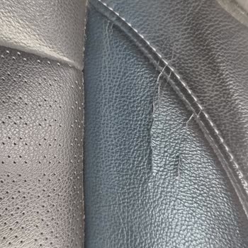 Honda Civic Koltuklarındaki Çatlaklar İçin Yardım Talebi