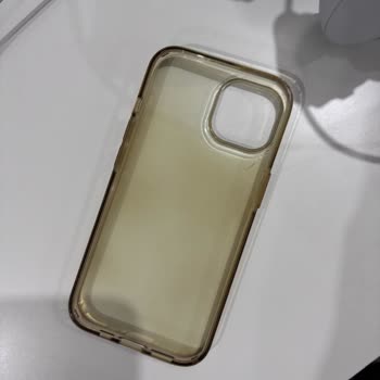 Spigen Kılıf Sararma Sorunu: Beklentilerimin Altında Kaldı