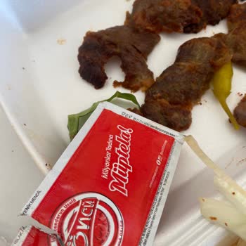 Yeni Açılan Dönercide Hayal Kırıklığı