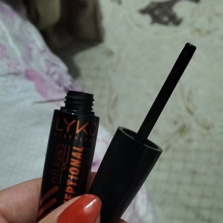 Kırık Maskara Hayal Kırıklığı