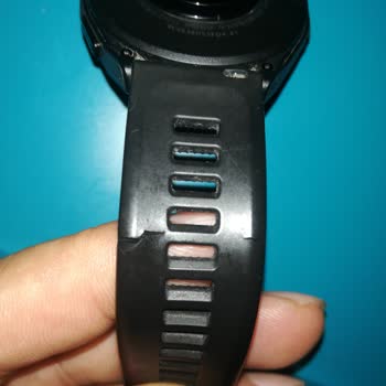 Huawei Saat Kordonu Çürüdü, Garanti Dışı Bırakıldı