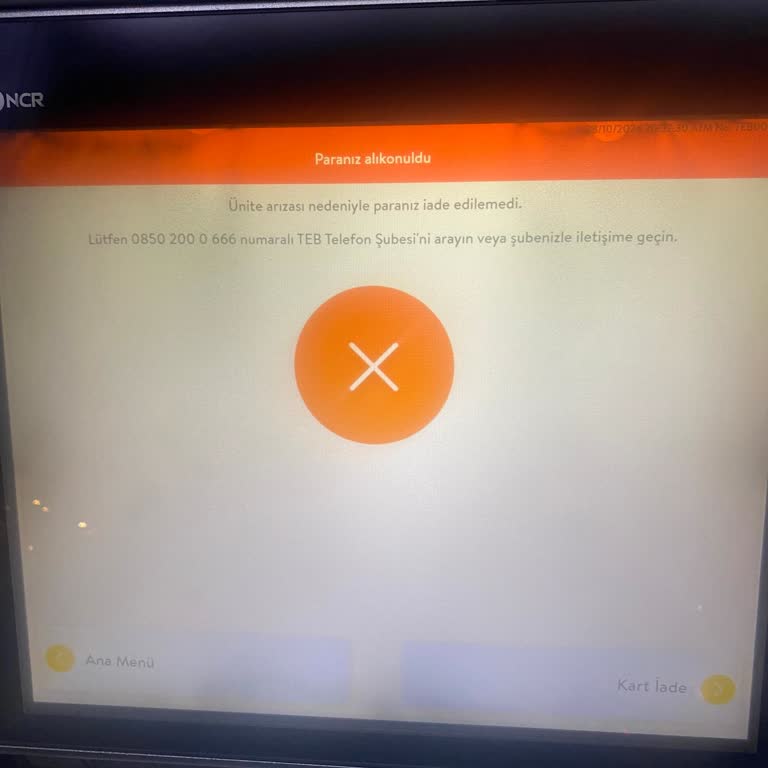 ATM'de Kalan Para Ve Yetersiz Hizmet