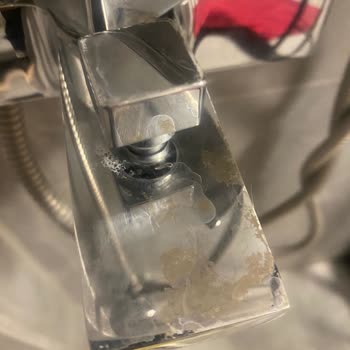 Yeni Evde Küflü Bataryalar Ve Garanti Sorunları