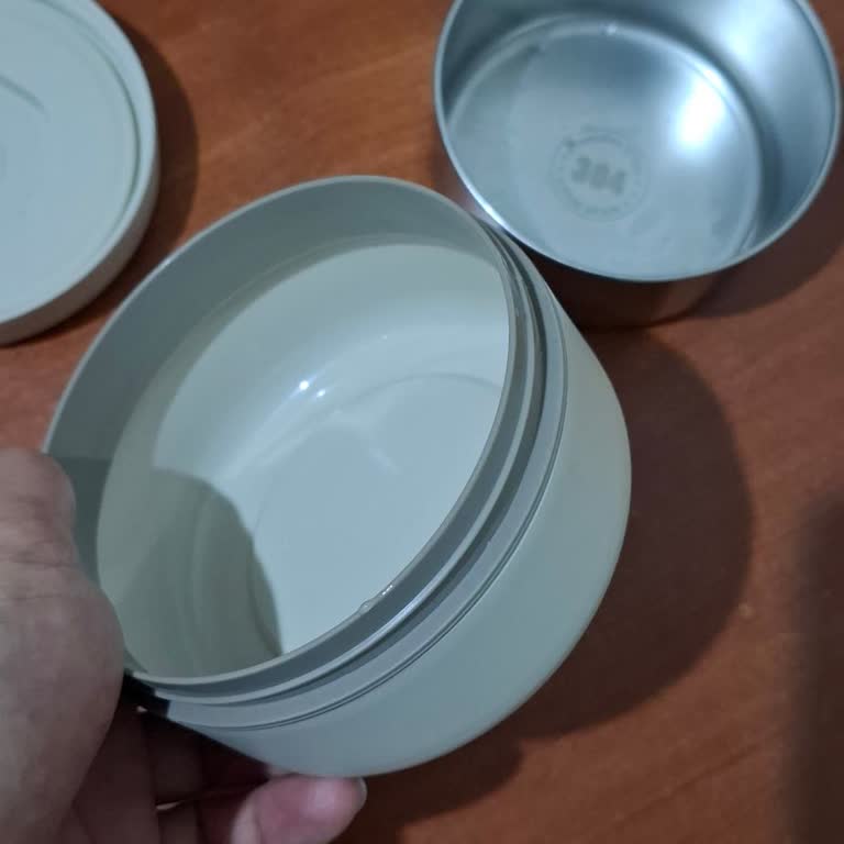 Üç Katmanlı Termos Fiyasko: Isı Yalıtımı Ve Teslimat Sorunları