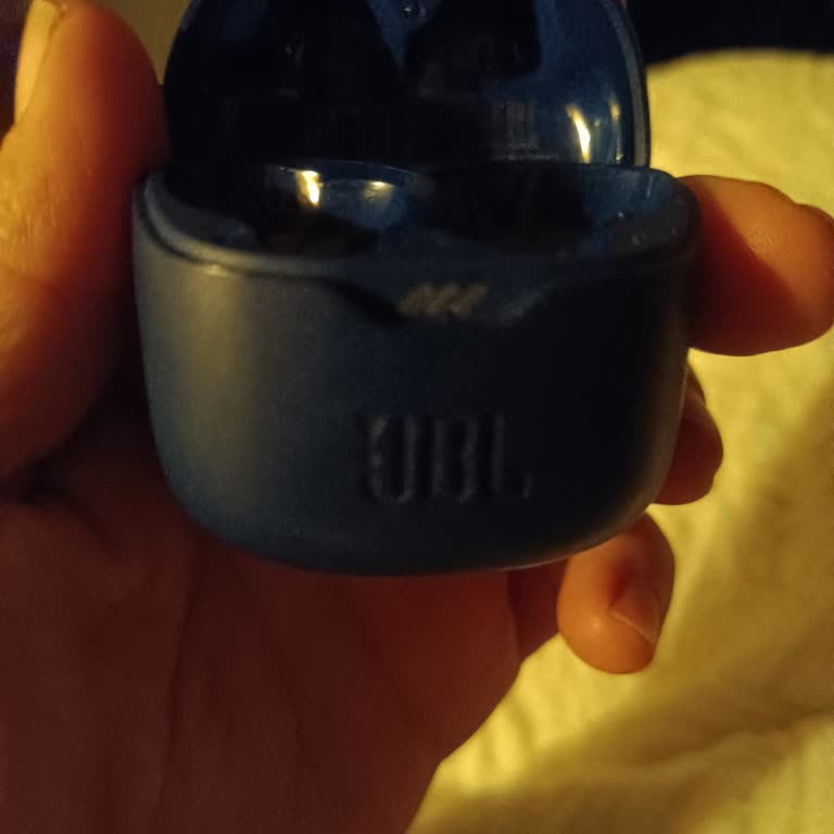 JBL Kulaklığımın Sol Tarafı Şarj Olmuyor Ve Ses Kalitesi Düştü