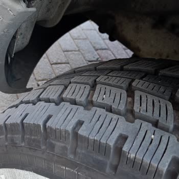 Petlas Lastiklerinin Kalitesizliği Ve Müşteri Hizmetleri Sorunu