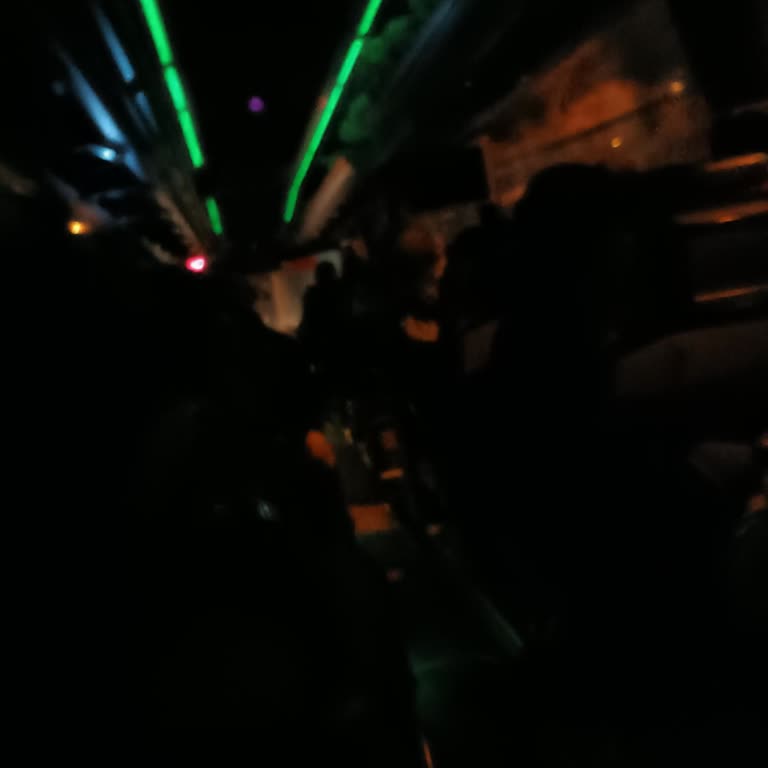 Sallanarak Tehlikeye Yolculuk: Durdurulamayan Otobüs