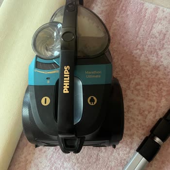 Philips Süpürge Kendi Kendine Duruyor