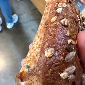 Sandviçten Çıkan Bulaşık Süngeri Ve Eksik İade Şoku