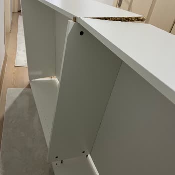 IKEA Billy Kitaplık Montajında Beklenmedik Sorunlar