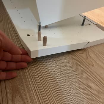 IKEA Billy Kitaplık Montajında Beklenmedik Sorunlar
