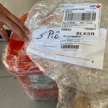 Eksik Gönderilen Tıbbi Atık Kutuları Ve Çiçek Sepeti İletişim Sorunu