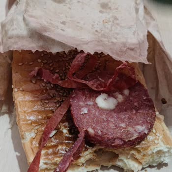 Köfteci Yusuf Tostta Jelatin Şoku