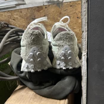 Yeni Aldığım Ayakkabının Topuk Kısmı Açıldı, Garanti Kabul Etmedi