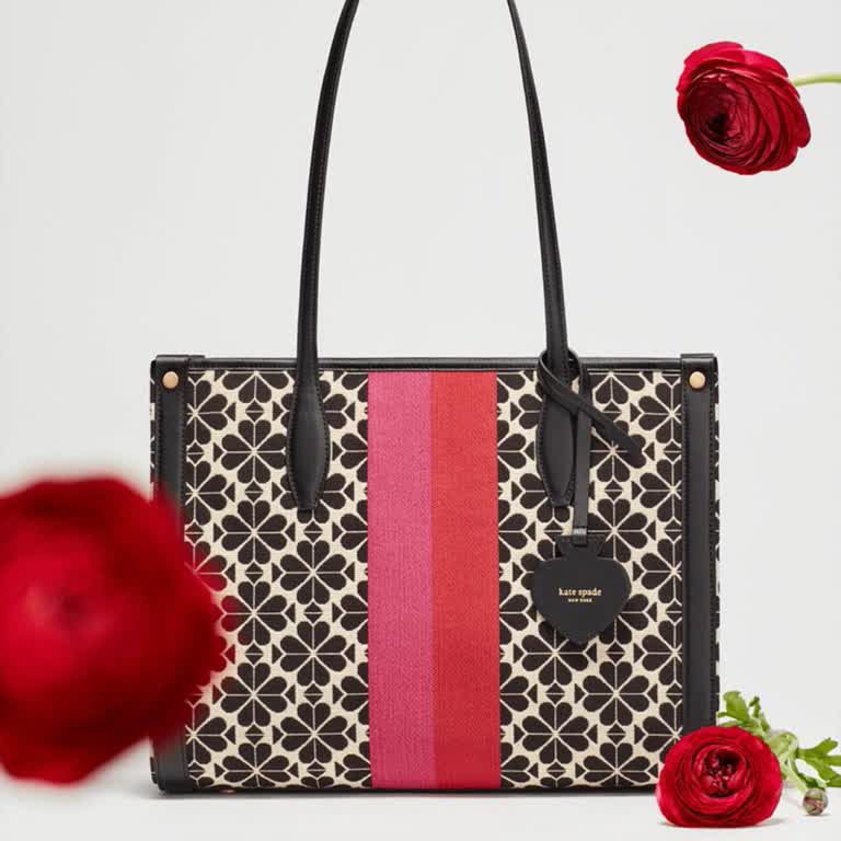 Kate Spade Türkiye'de Alışveriş Kabusu: Ürün Yok, Para Çekildi!