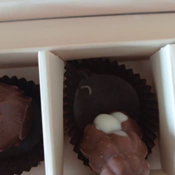 Çikolata Kutularından Kurtlar Çıkıyor: İtibarımız Zarar Gördü