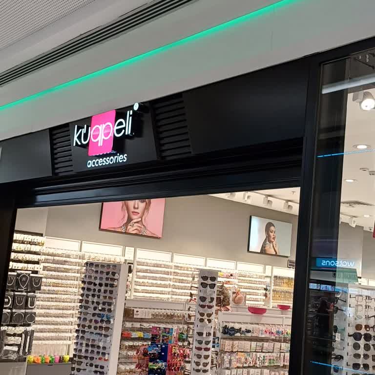 Antalya'da Aksesuar Deneme Krizi