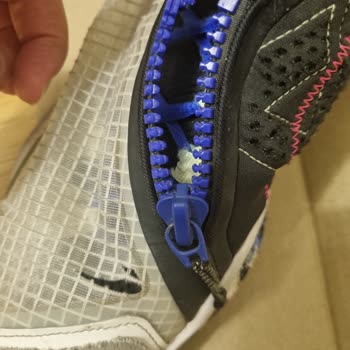 Sneaks Up Nike Ayakkabıda Üretim Hatası Ve İade Sorunu
