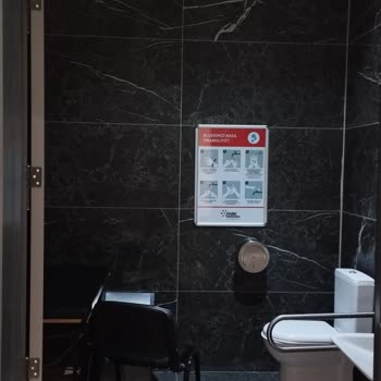 Park Karaman AVM Bebek Bakım Odası İle Engelli Tuvalet Aynı Yerde!