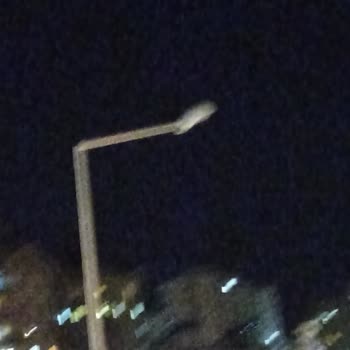 Dört Aydır Çözülemeyen Aydınlatma Direği Sorunu