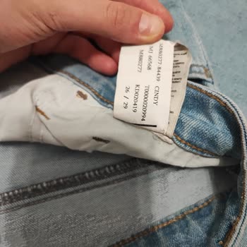 Mavi Pantolonun Kalitesizliği Ve Hızlı Yıpranma Sorunu