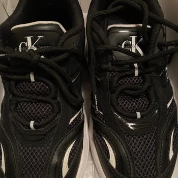 Calvin Klein Ayakkabıda Beklenmedik Deformasyon Ve İade Sorunu