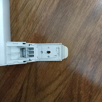 Uğur Derin Dondurucu Kapı Kolu Tasarım Sorunu