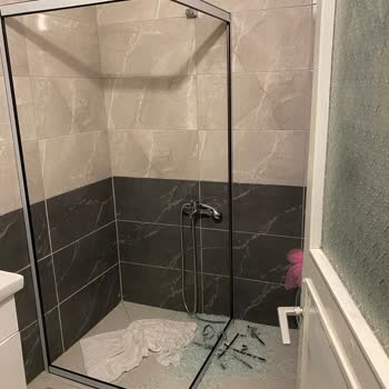 Trendyol'dan Aldığım Duşakabin Camı Paramparça Oldu