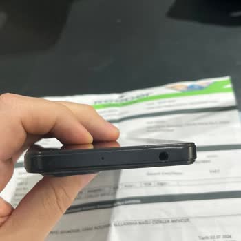 Reeder S19 Max Pro Screen Failed and They Returned Damaged with Missing Parts