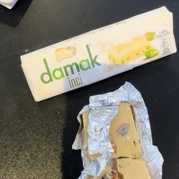 Son Kullanma Tarihi Geçmiş Ve Böcekli Çikolata Şikayeti