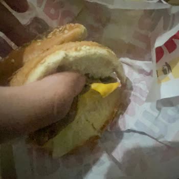 Yanlış Sipariş Ve İletişim Sorunu: Migros'tan Gelen Peynirli Yemek