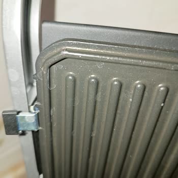 Çizilmez Garantili Tost Makinesi Bir Haftada Çizildi