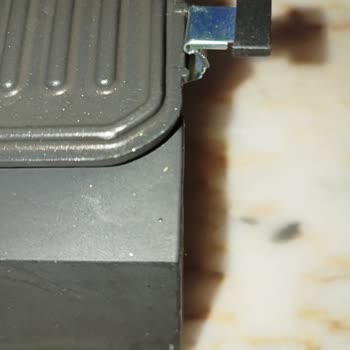 Çizilmez Garantili Tost Makinesi Bir Haftada Çizildi