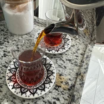 Jumbo Çaydanlık Tamir Edilmedi Akıtıyor