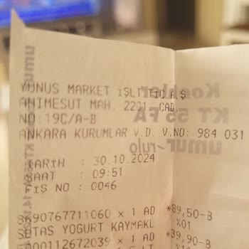Yunus Market'te Sinek Sorunu Ve İlgisizlik