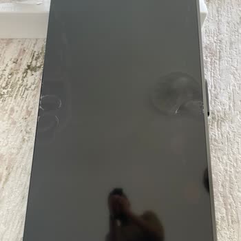 Kırık Televizyon İçin Çözüm Bekleniyor