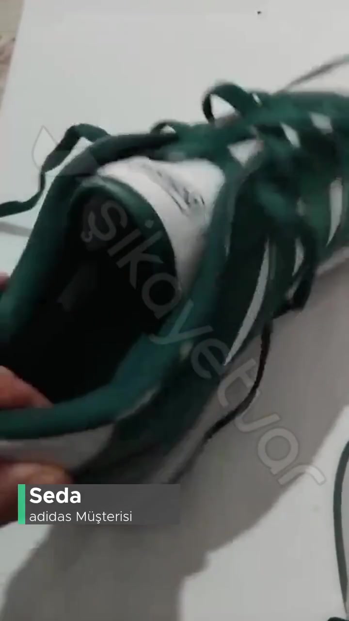 Adidas Dağılan Ayakkabıların Değiştirilmesi videonun kapak resmi