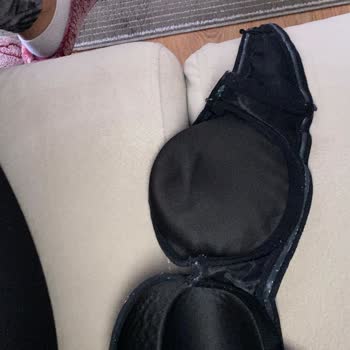 Penti Sütyenleri: Hayal Kırıklığı Ve Cilt Tahrişi