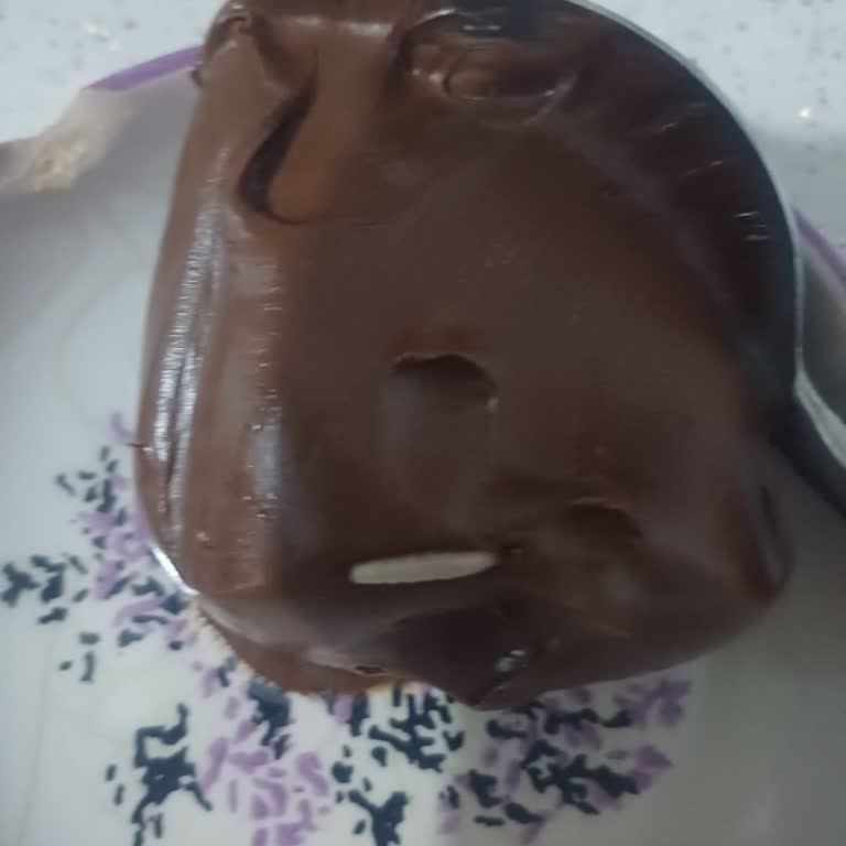 Torku Banada Ürününün İçinden Kurt Çıkması