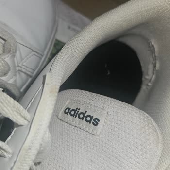 Adidas Ayakkabıda Erken Yıpranma Ve Garanti Sorunu