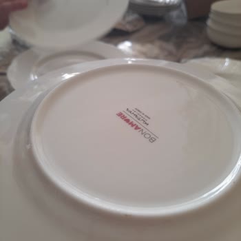 Kütahya Porselen Kırık Yemek Takımı Ve İlgisiz Müşteri Hizmet