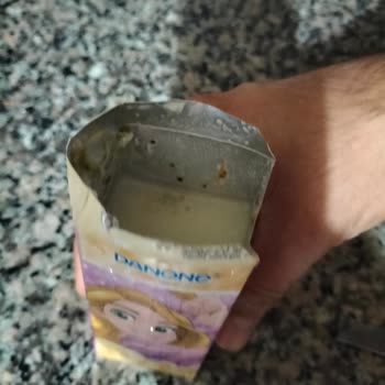 Bozuk Muz Aromalı Sütle Karşılaşma